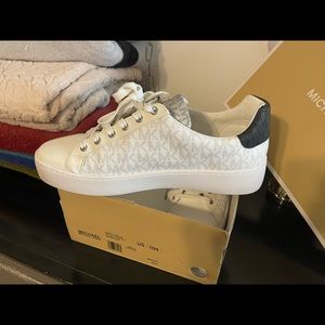Michael Kors authentic sneakers